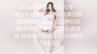 【3P约操人妻骚女】干之前还吃了药，站立后入前后夹击，小骚货骑上来猛坐，不吃药还真顶不住，卧室浴室换着场景操