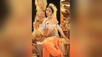 操露脸黑丝骚逼求自拍达人女主扣扣禁止内容