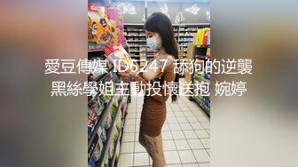 白衣长相甜美大奶妹子近距离特写掰穴站立后人骑乘边操边摸奶