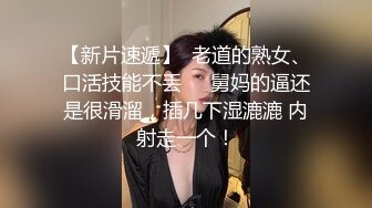 年轻小情侣 家里非常冷穿着衣服 但是我的激情不会退