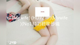 -性感的美女被3男高价钱约到公寓啪啪 3P玩得很爽