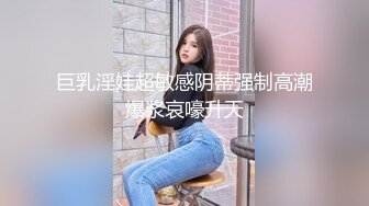 漂亮的新娘子在影樓試穿婚紗 被影樓老板的偷拍了02