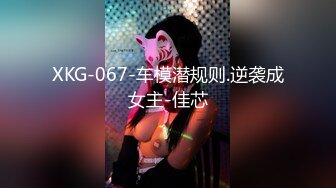 【新片速遞 】 家里缺少管教的美少女偷拿女混混的香烟⭐被发现后把她拉到空地⭐逼迫她脱掉衣服用烟头和甩棍捅她逼