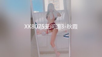 骚母狗老婆跪着吃鸡巴