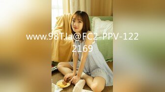 LAX-0038荡女佣对男主发情