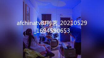 媚黑绿帽淫妻NTR绿帽淫妻大神〖vince〗献妻挨操 被黑肉棒直接捅到子宫了 黑白碰撞强烈对比有一种独特的美感1 (10)