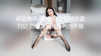 酒吧女厕偷拍一个憋了一肚子尿的长发美女