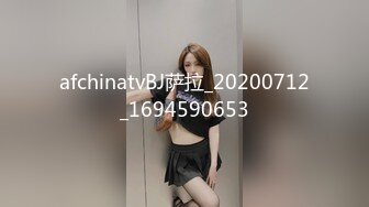 【OnlyFans】韵味美妇熟女 nanako_sexy 情趣自慰掰穴VIP订阅，把美妇的骚穴展现在你的眼前，两瓣阴唇和黑油发亮的阴毛 5